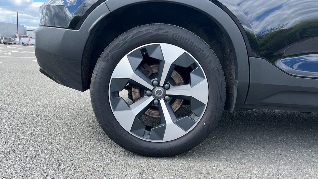 Volvo XC40 2.0 B3p Plus Black Edition Black #18