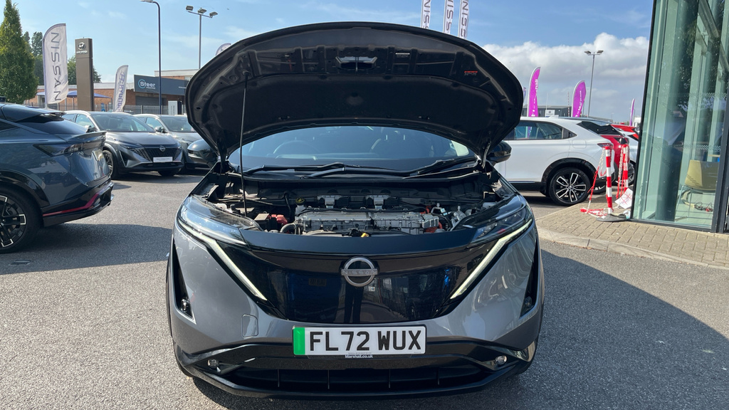 Nissan Ariya Ariya Evolve Black #16