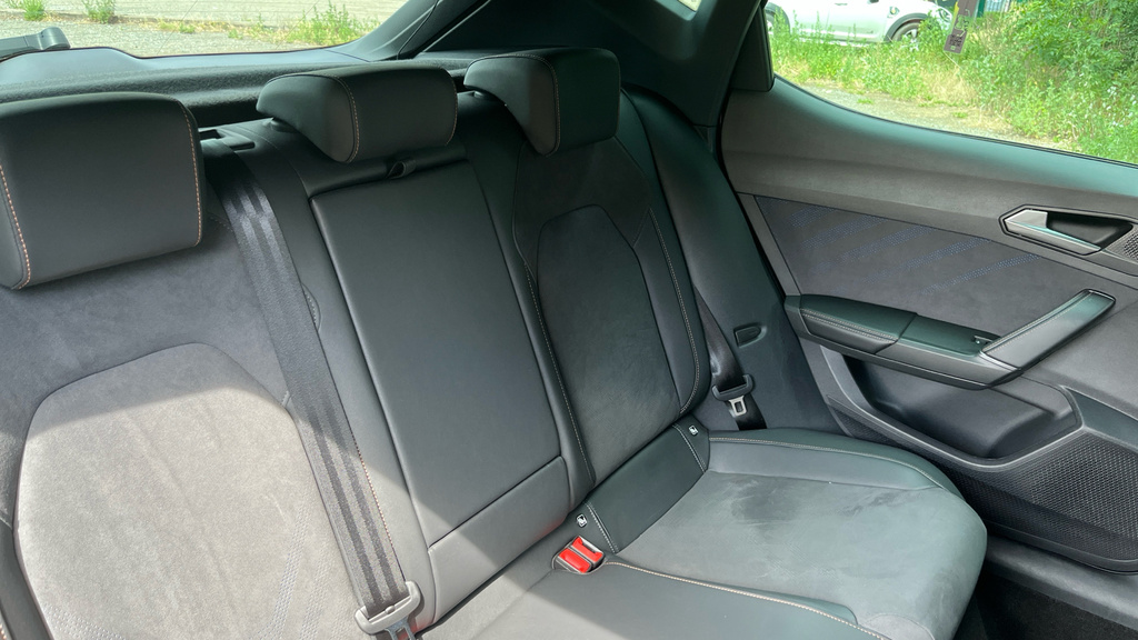 Cupra Leon 1.5 Etsi V2 Hatchback Hybrid Dsg Grey #14
