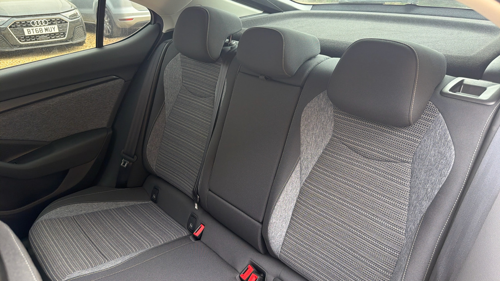 Skoda Superb 1.5 Tsi E-tec Se L Dsg Hatchback Silver #19