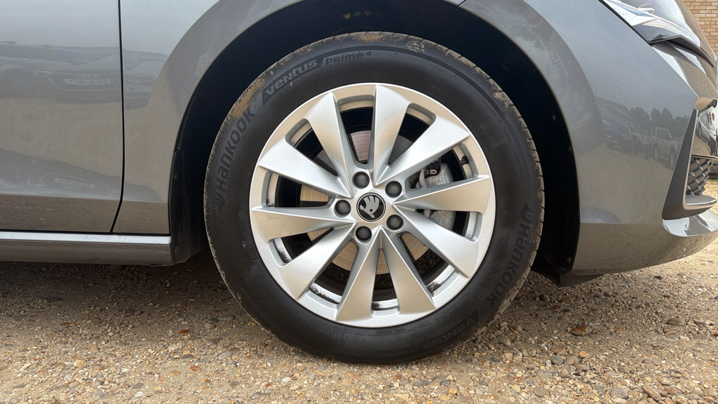 Skoda Superb 1.5 Tsi E-tec Se L Dsg Hatchback Silver #25