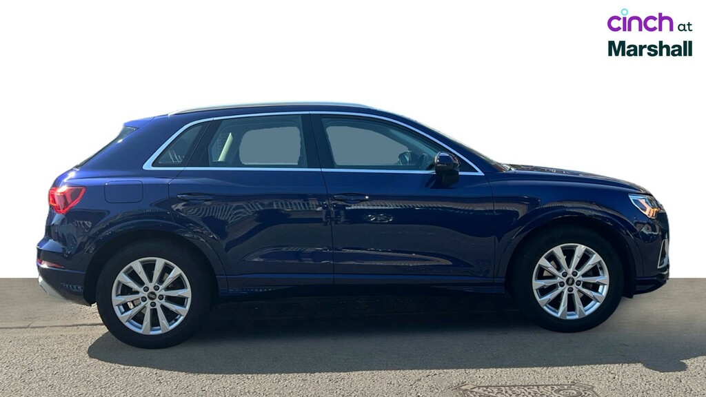 Audi Q3 35 Tfsi Technik Comfortsound Pack Black #2