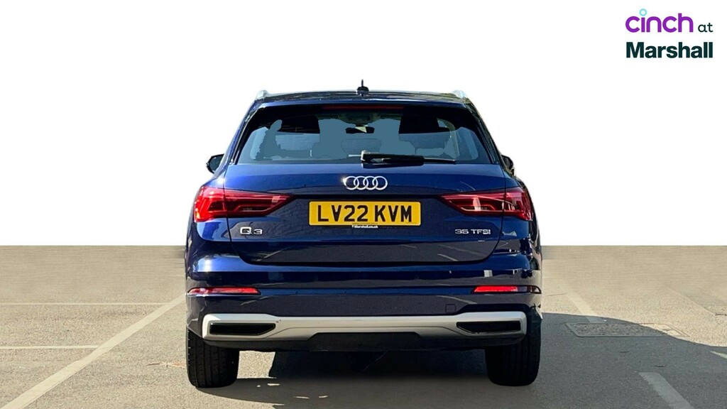 Audi Q3 35 Tfsi Technik Comfortsound Pack Black #4