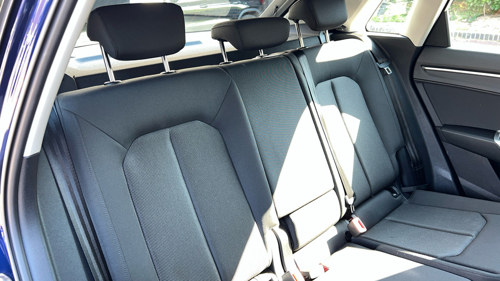 Audi Q3 35 Tfsi Technik Comfortsound Pack Black #14