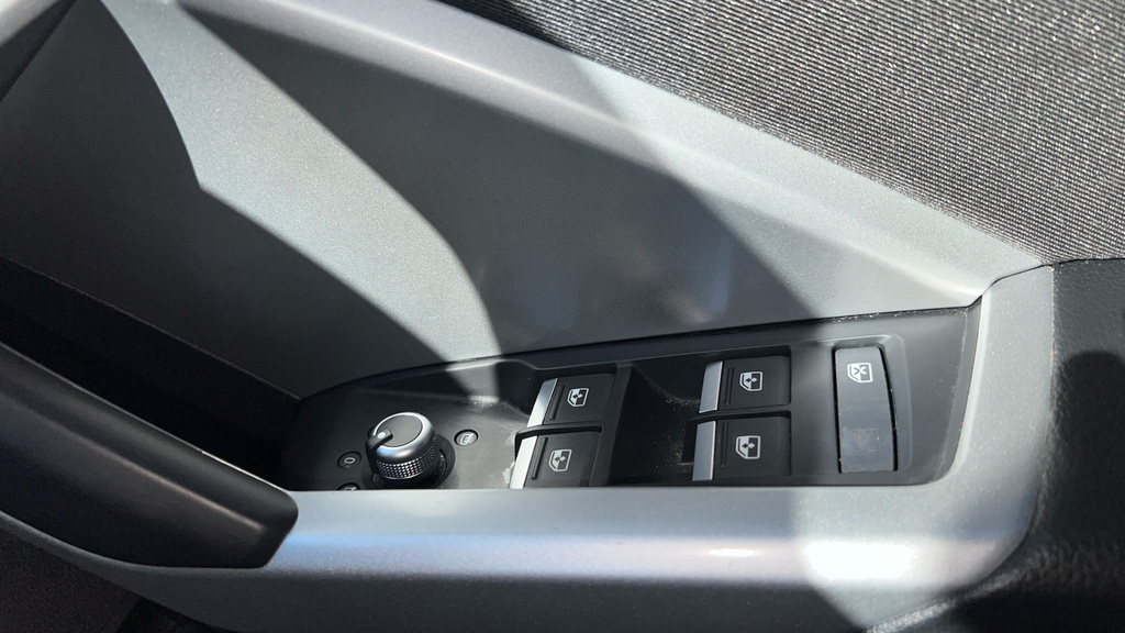 Audi Q3 35 Tfsi Technik Comfortsound Pack Black #32