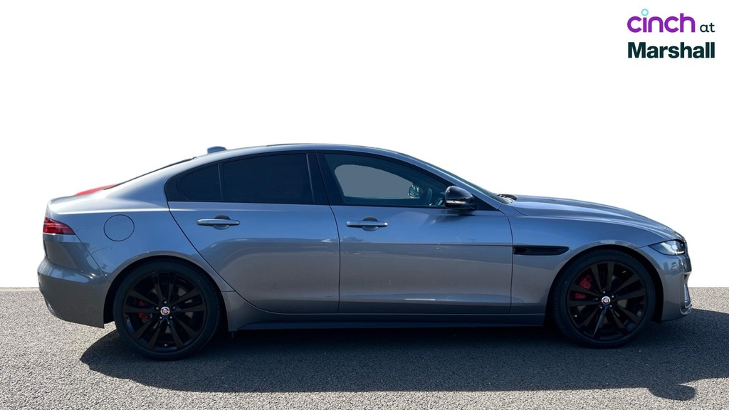 Jaguar XE 2.0 R-dynamic Hse 296 Bhp Red #2