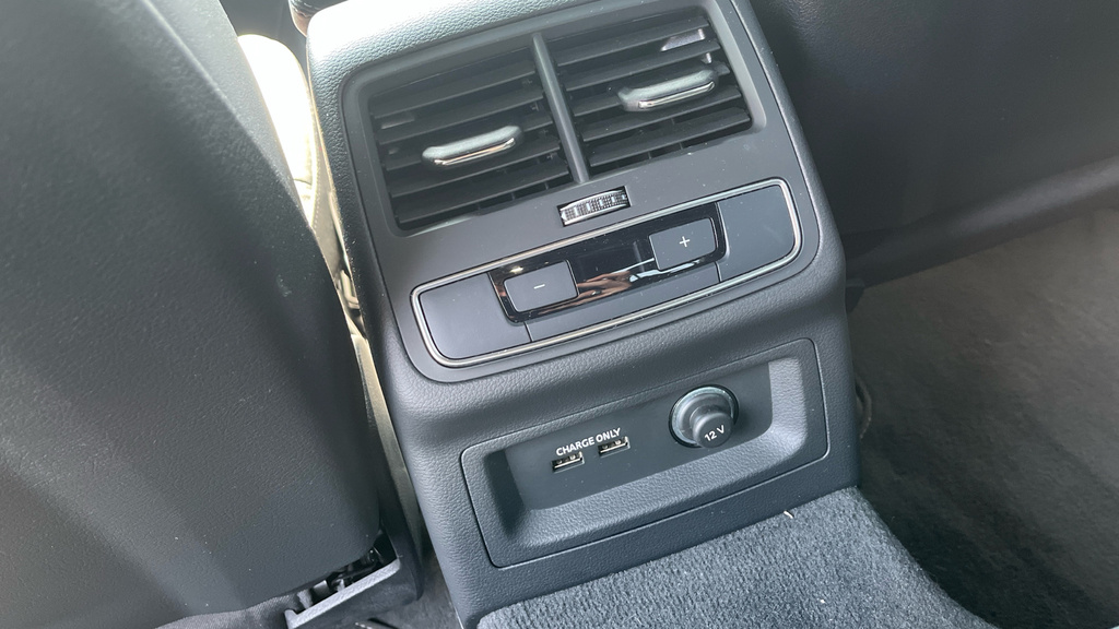 Audi A4 35 Tdi Black Edition S Tronic White #33