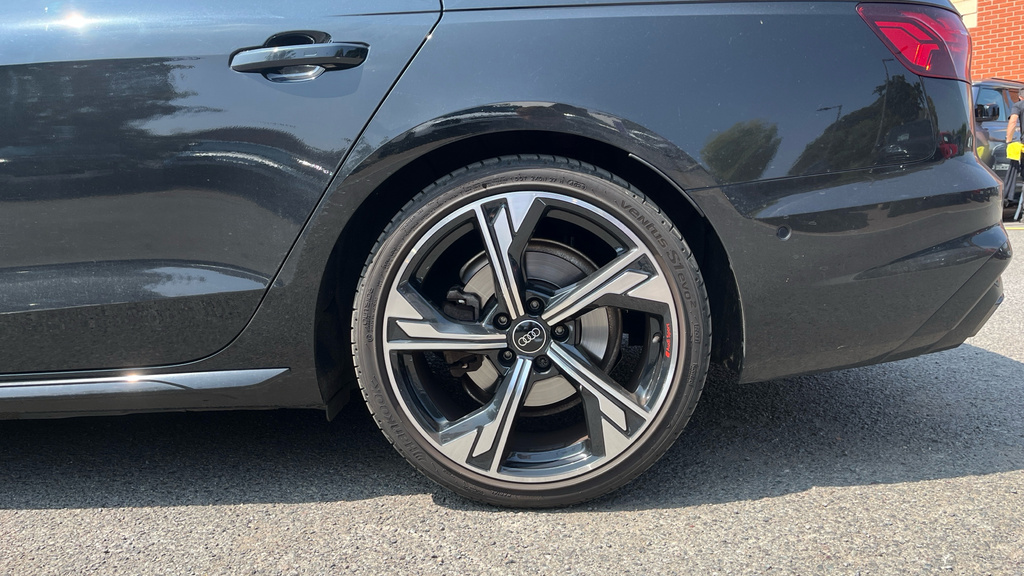 Audi A4 35 Tdi Black Edition S Tronic White #18