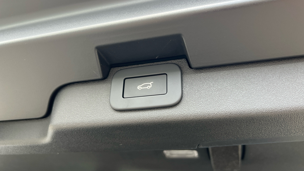 Land Rover Discovery 3L Dynamic Hse Black #7