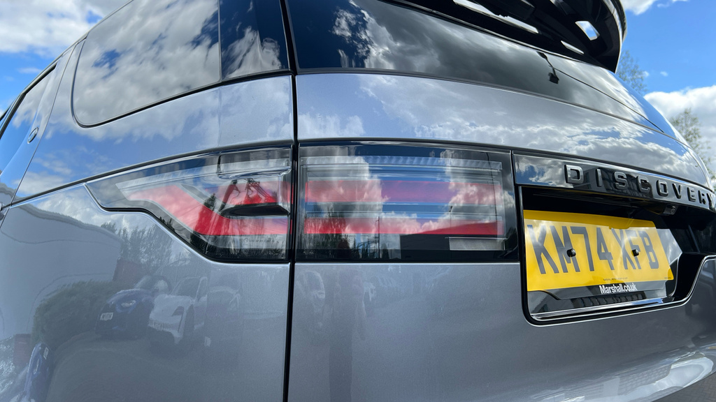 Land Rover Discovery 3L Dynamic Hse Black #55