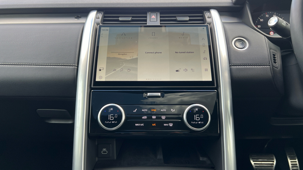Land Rover Discovery 3L Dynamic Hse Black #19