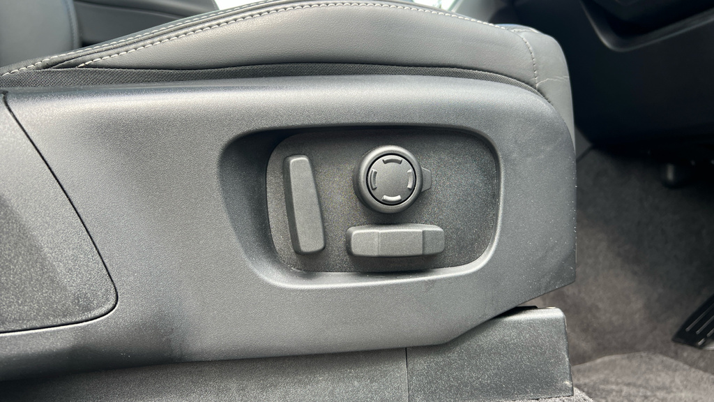 Land Rover Discovery 3L Dynamic Hse Black #43