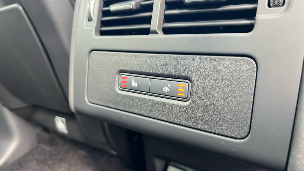 Land Rover Discovery 3L Dynamic Hse Black #28