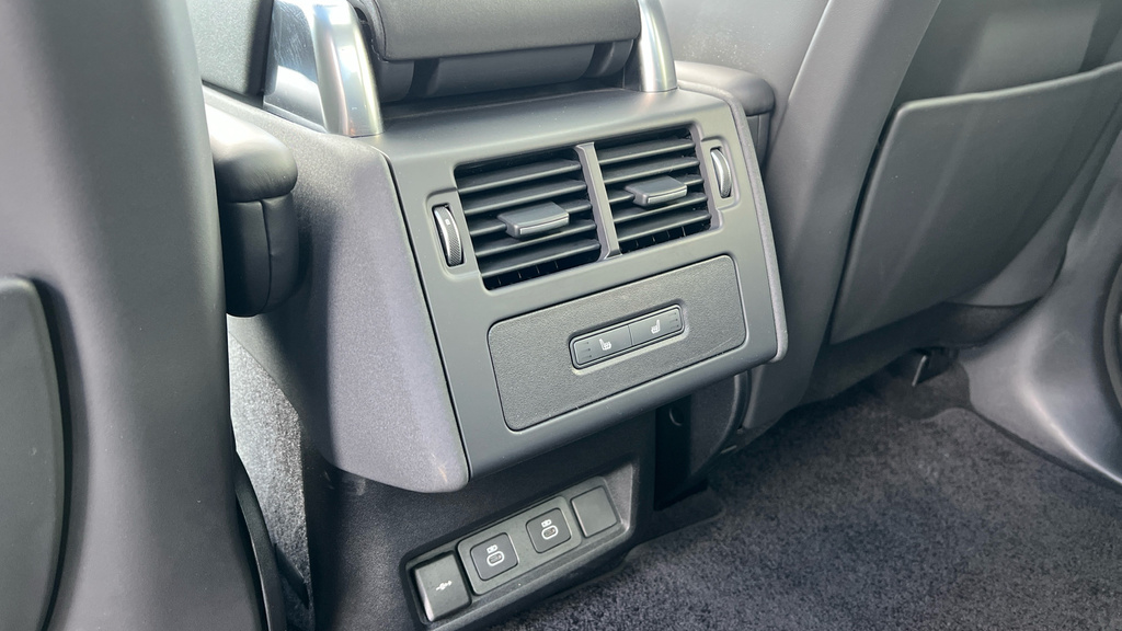 Land Rover Discovery 3L Dynamic Hse Black #65
