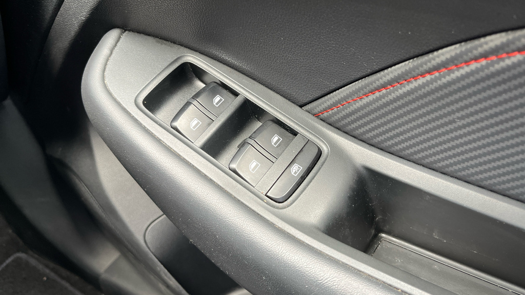 MG ZS Zs 44.5Kwh Excite Red #31