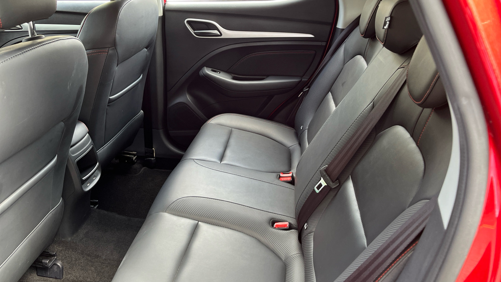 MG ZS Zs 44.5Kwh Excite Red #14