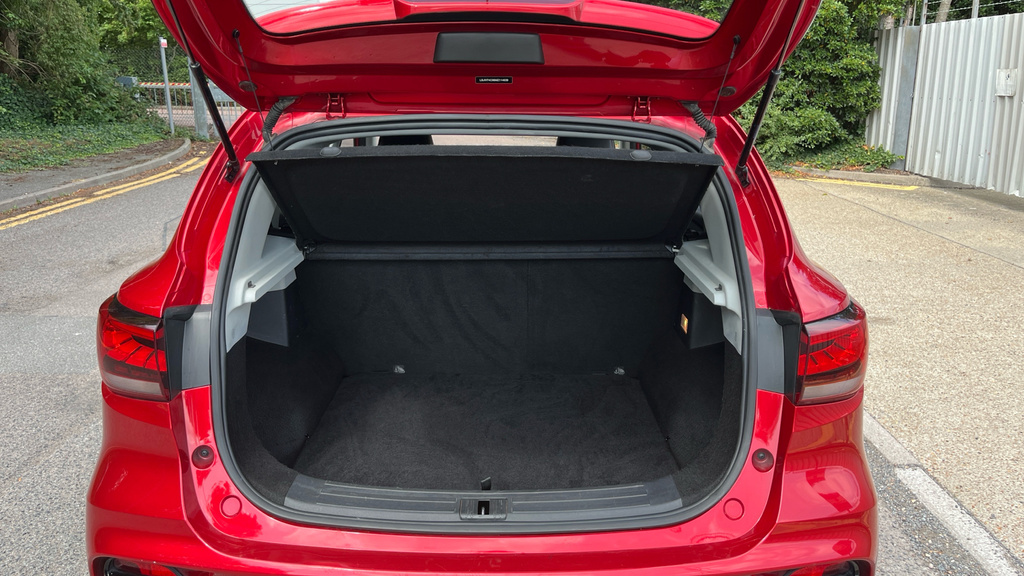 MG ZS Zs 44.5Kwh Excite Red #15