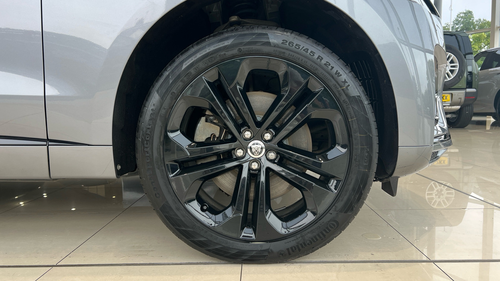 Jaguar F-Pace 2.0 D200 R-dynamic Hse Black Awd 2024 Grey #22