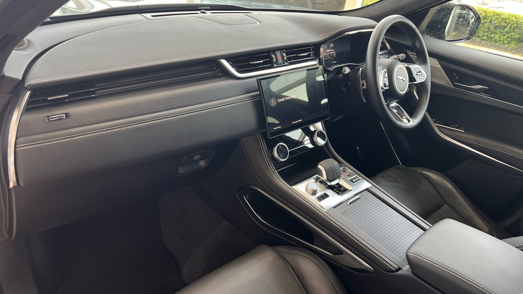 Jaguar F-Pace 2.0 D200 R-dynamic Hse Black Awd 2024 Grey #10