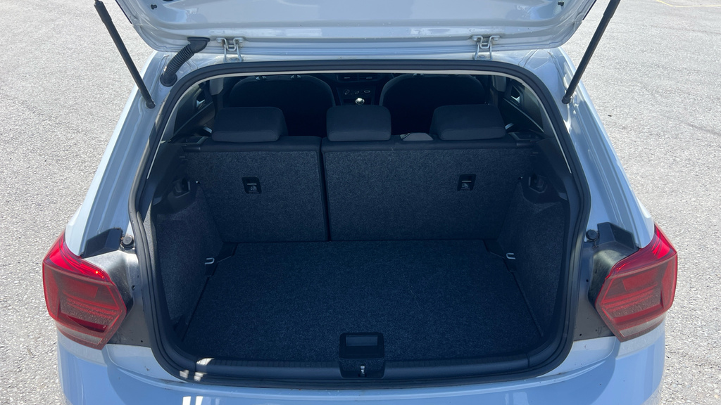 Volkswagen Polo Hatchback Blue #15