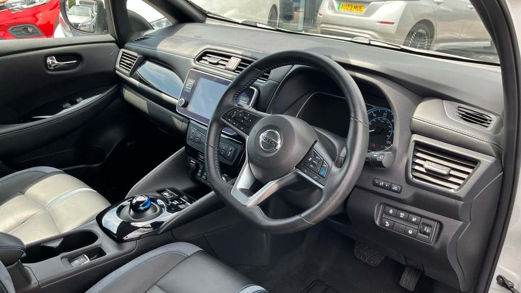 Nissan Leaf 39Kwh N-connecta Grey #9
