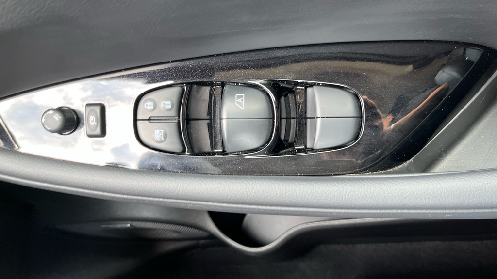 Nissan Leaf 39Kwh N-connecta Grey #34