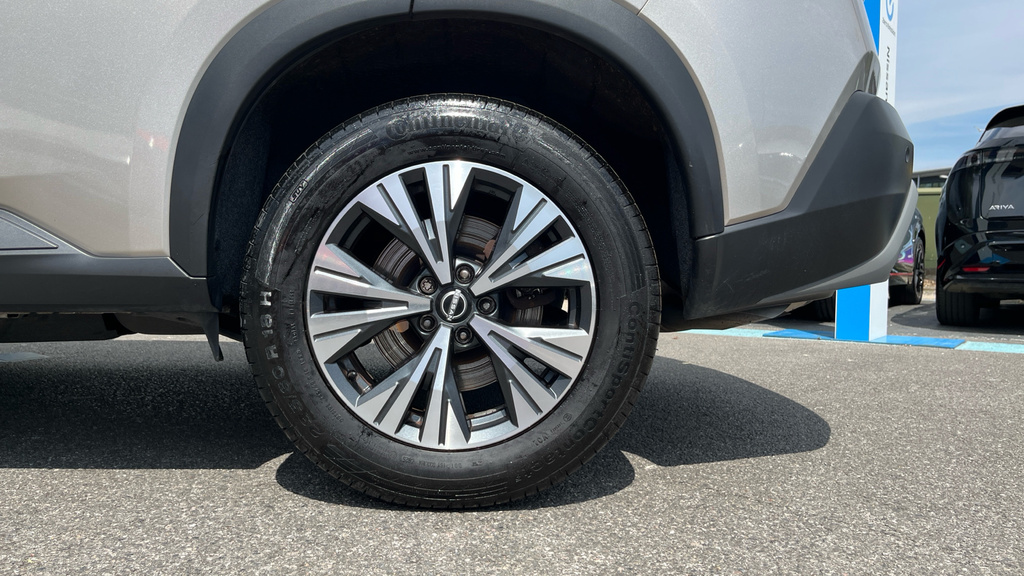 Nissan X-Trail Automatic  #19