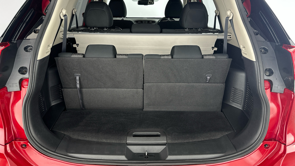 Nissan X-Trail Silver Silver #26