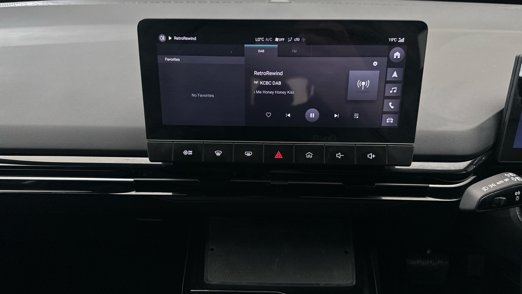 MG MG4 320Kw Ev Xpower 64Kwh Green #18