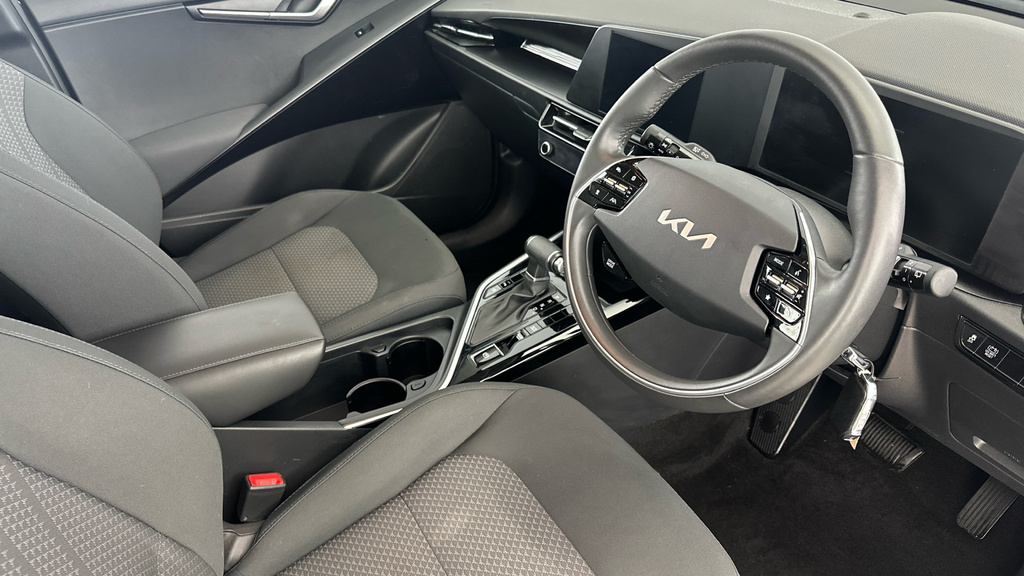 Kia Niro Niro 2 Phev Orange #9