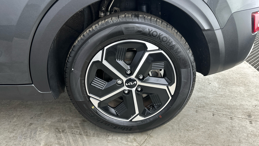 Kia Niro Niro 2 Phev Orange #22