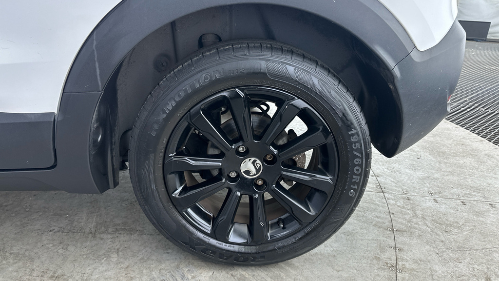 Vauxhall Crossland Ultimate Grey #23