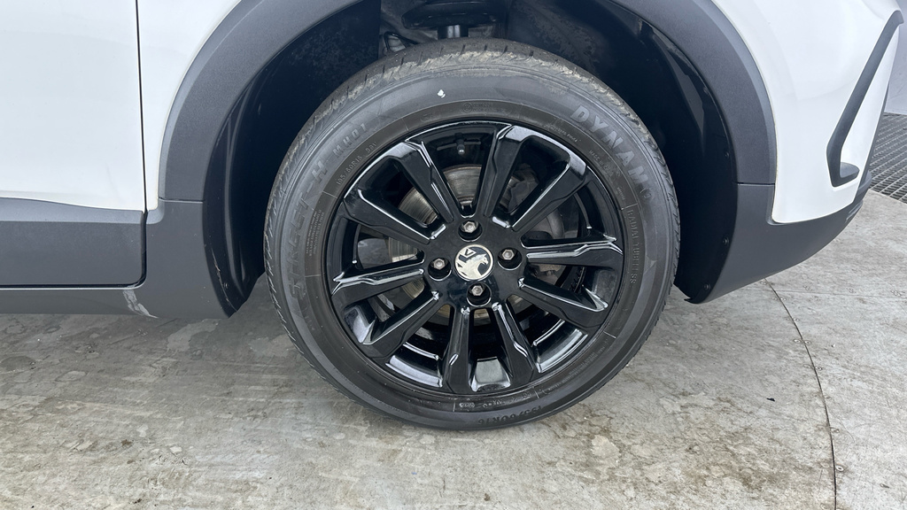 Vauxhall Crossland Ultimate Grey #25
