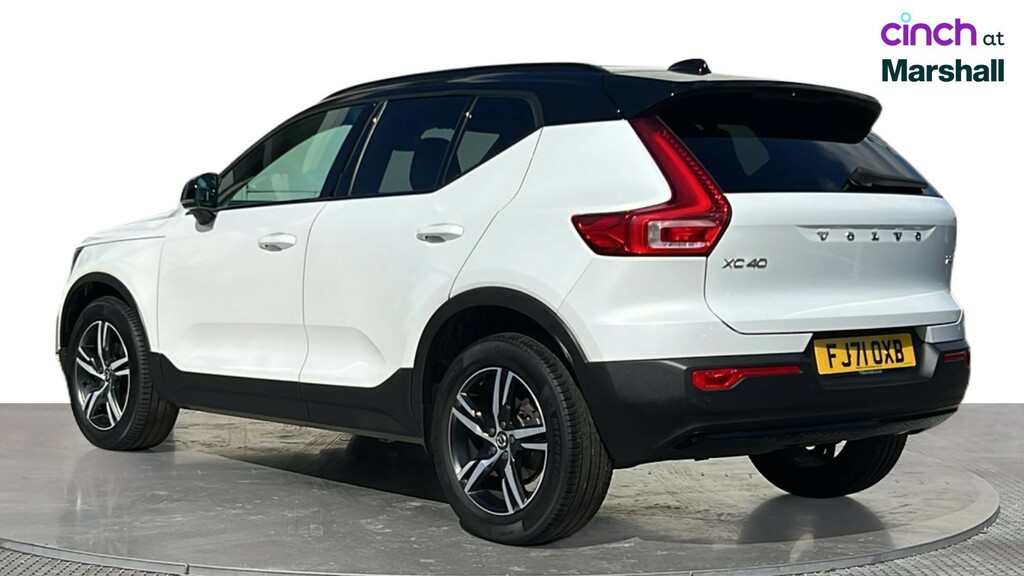 Volvo XC40 Momentum, T3 Black #5