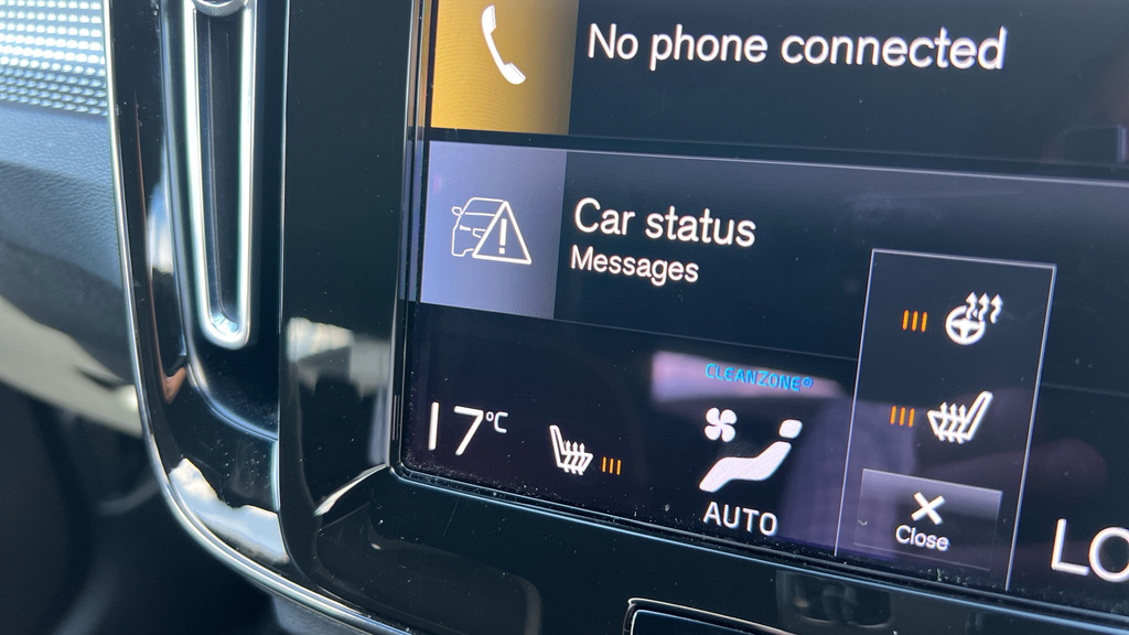 Volvo XC40 Momentum, T3 Black #13
