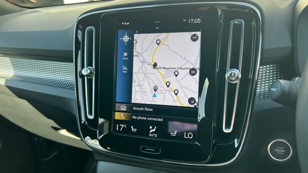 Volvo XC40 Momentum, T3 Black #14
