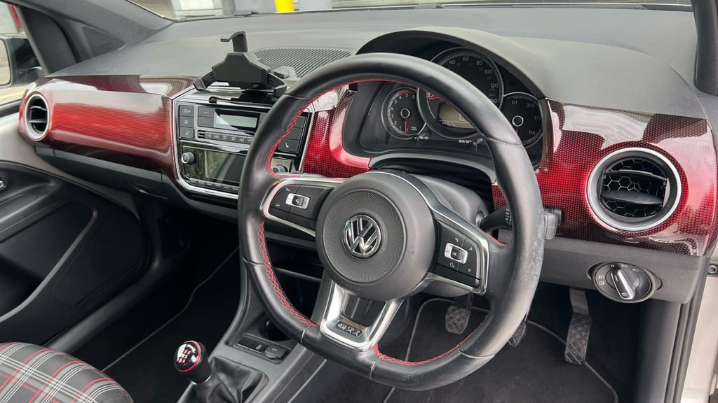 Volkswagen Up 1.0 Move Up Red #9