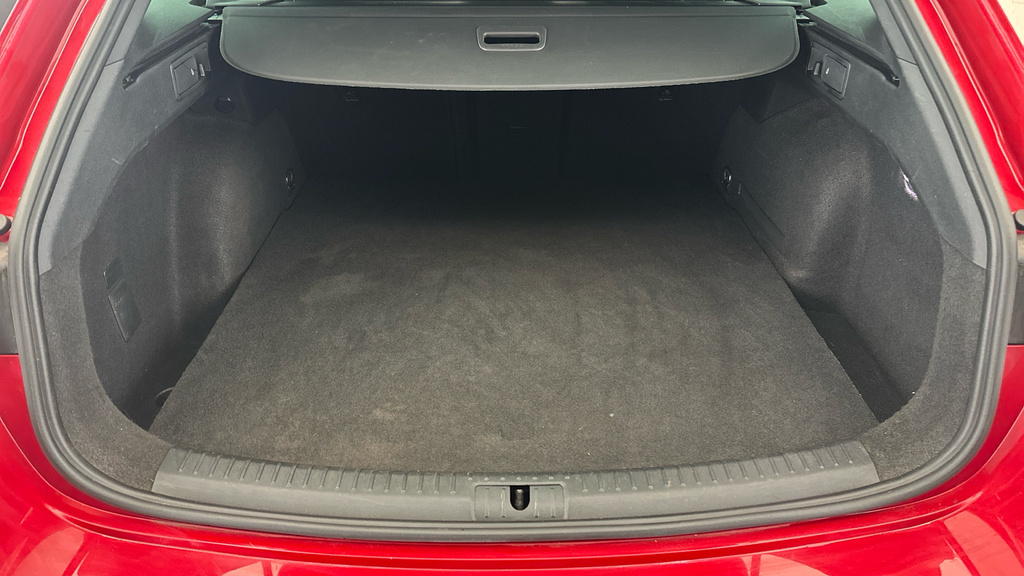 Cupra Leon 1.5 Etsi Evo V1 Hatchback Hybrid Dsg Red #24