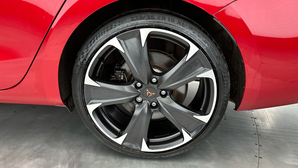 Cupra Leon 1.5 Etsi Evo V1 Hatchback Hybrid Dsg Red #27