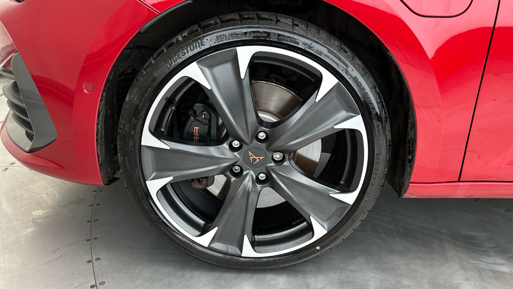 Cupra Leon 1.5 Etsi Evo V1 Hatchback Hybrid Dsg Red #26