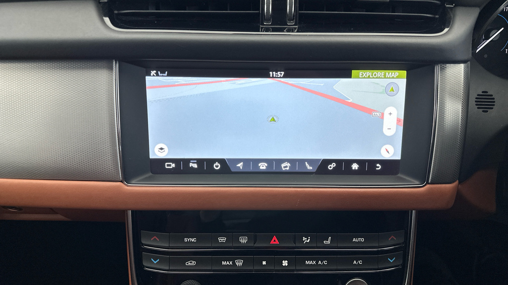 Jaguar XF 3L S Black #19
