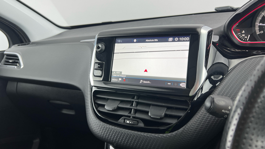 Peugeot 2008 Active White #16