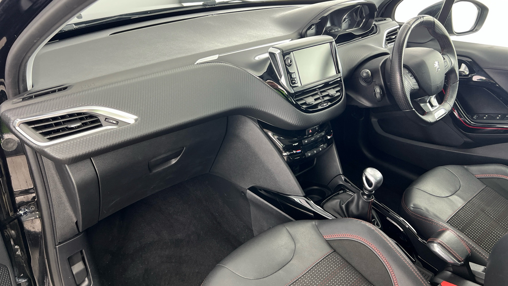 Peugeot 2008 Active White #10