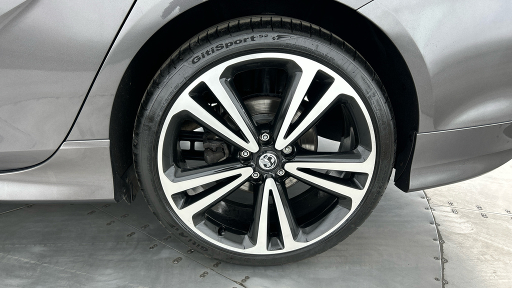Vauxhall Insignia Sri Nav White #25