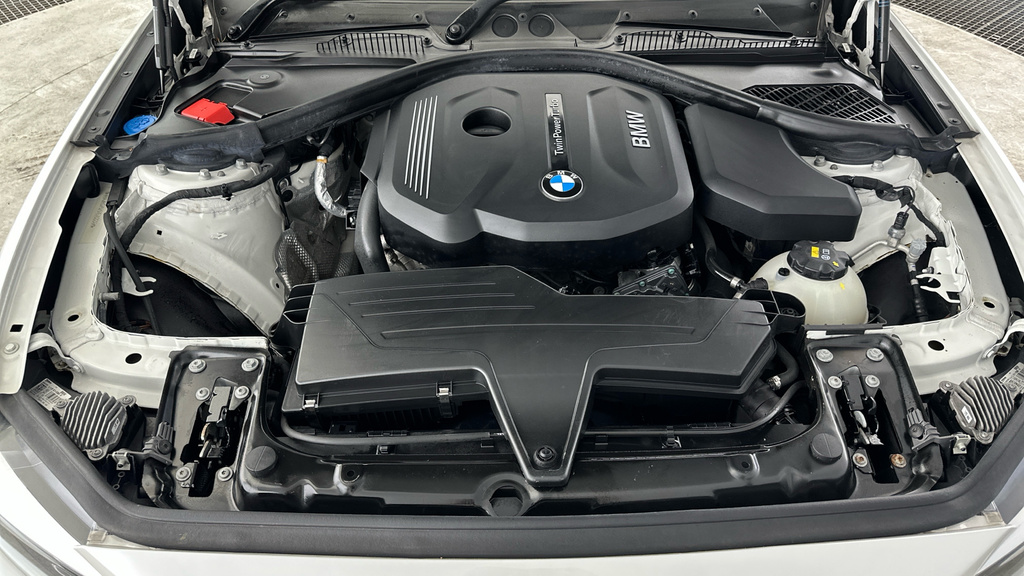 BMW 2 Series 220D Xdrive Luxury Step White #22