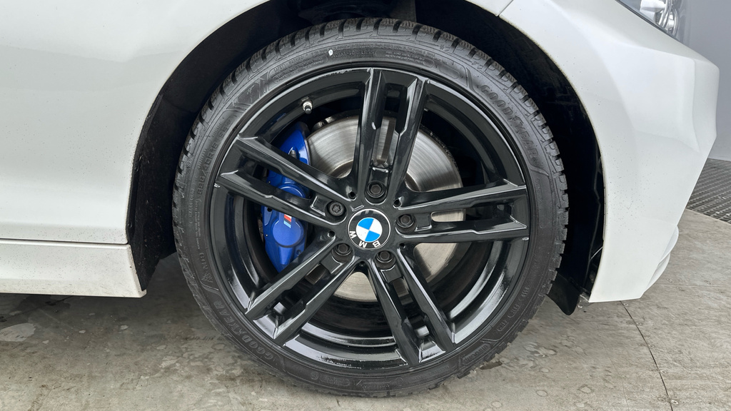 BMW 2 Series 220D Xdrive Luxury Step White #26