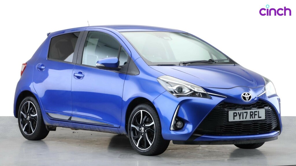 Toyota Yaris Icon Tech Red #1