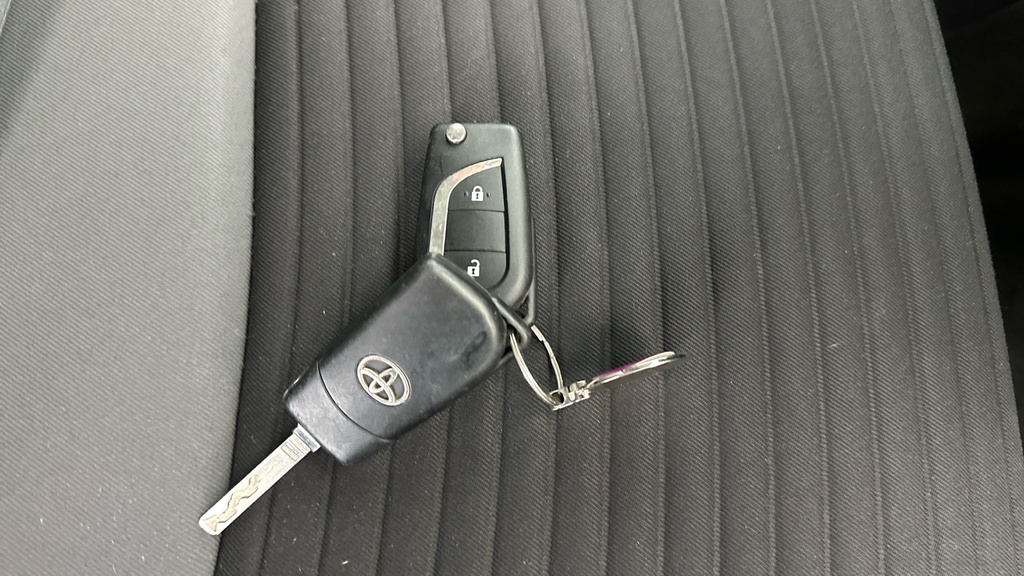 Toyota Yaris Icon Tech Red #24