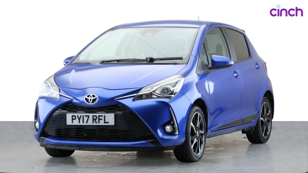 Toyota Yaris Icon Tech Red #7