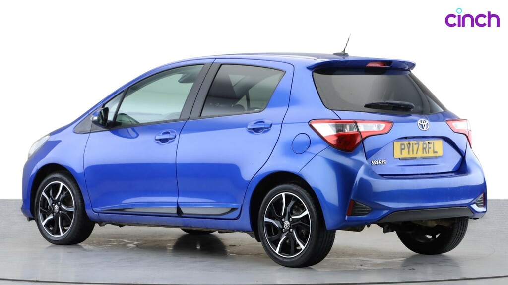 Toyota Yaris Icon Tech Red #5